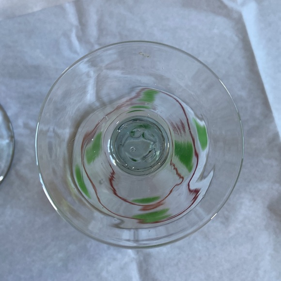 Martini Glasses Set of 2 Hand Blown Clear Glass with Green Dots Red Swirls NICE! - Picture 6 of 9